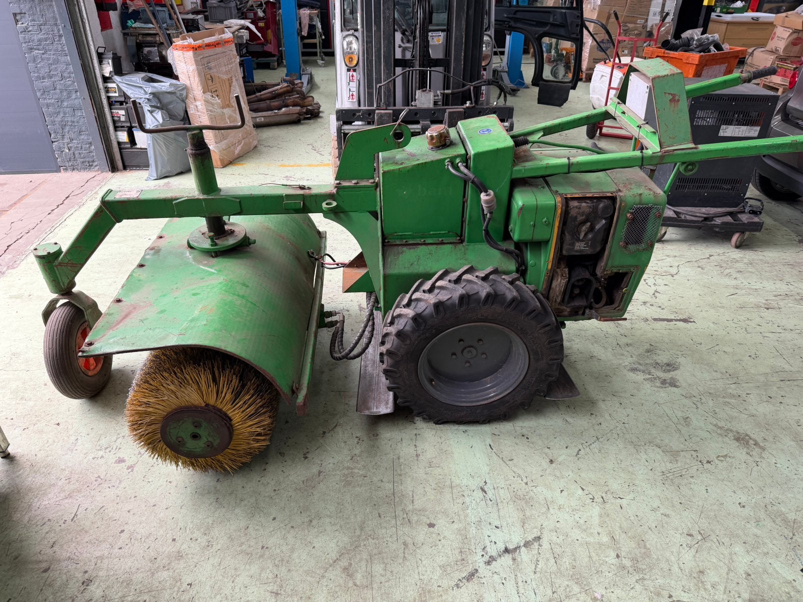 Burtec BMH 125/60 Zelfrijdende Veegborstelmachine, Ophalen, Gebruikt