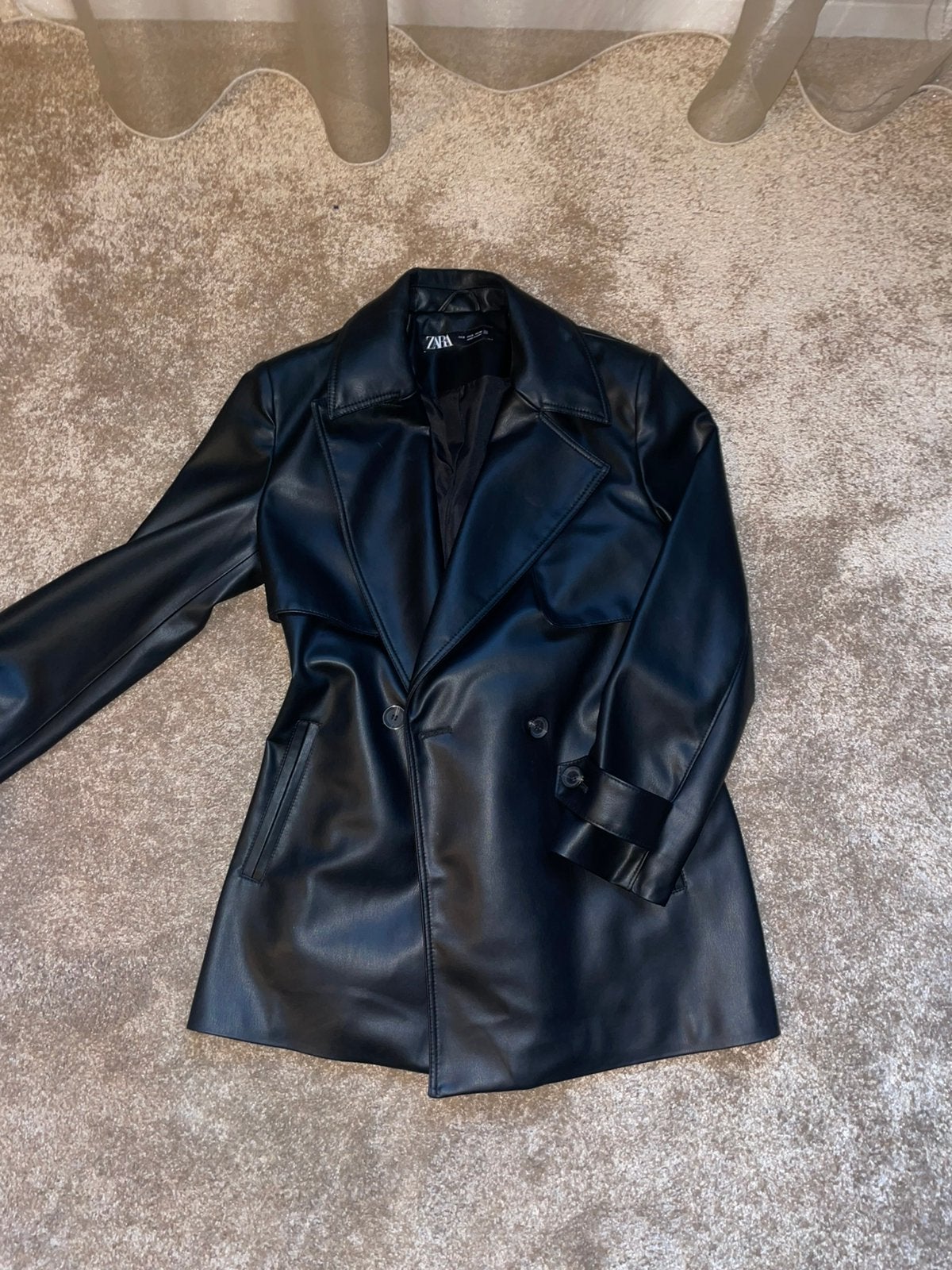 Middellange nep Leren trenchcoat Zara, Kleding | Dames, Ophalen of Verzenden, Zo goed als nieuw, Zwart