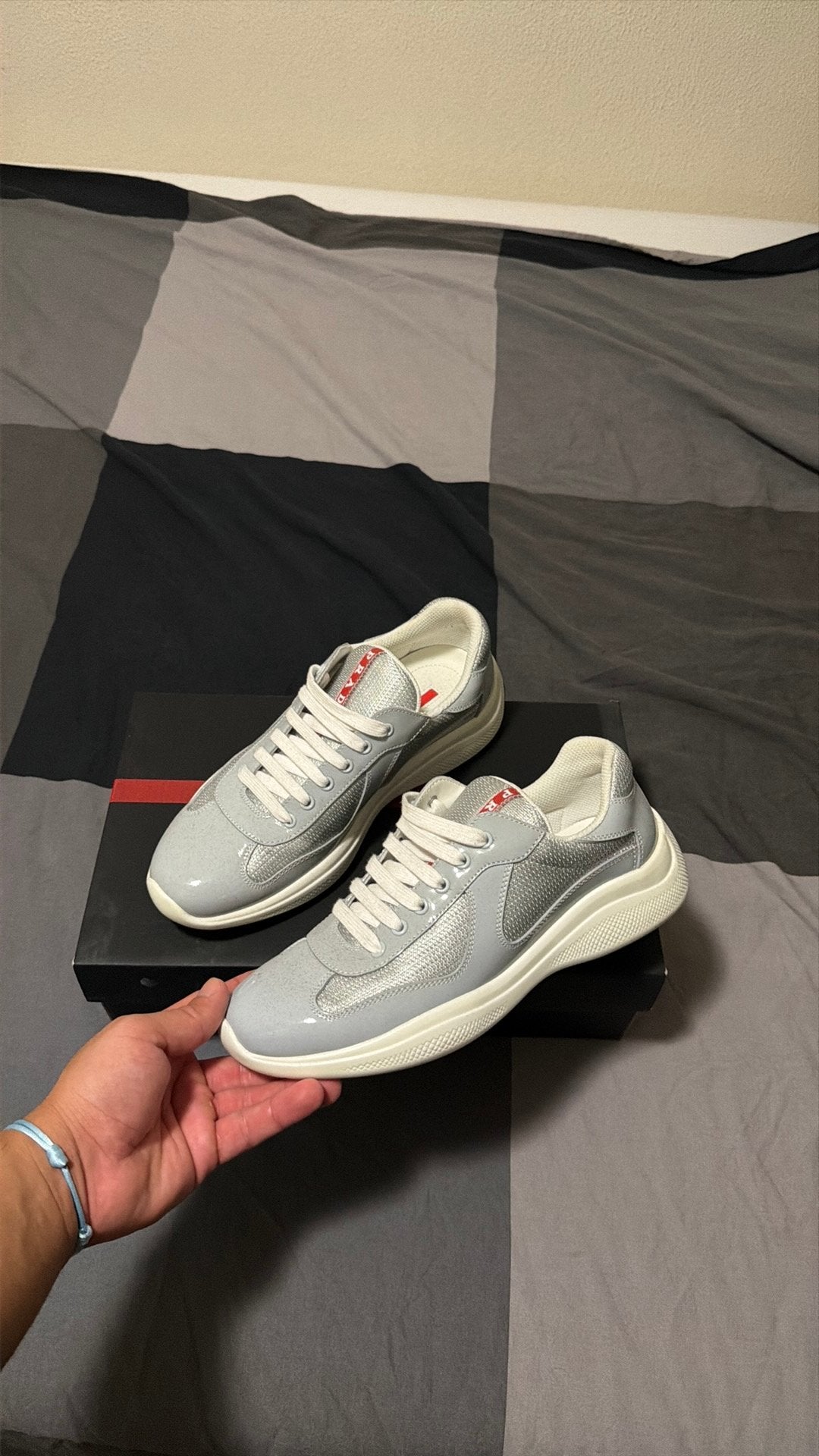 Prada American cups maat 40, Ophalen of Verzenden, Zo goed als nieuw, Schoenen