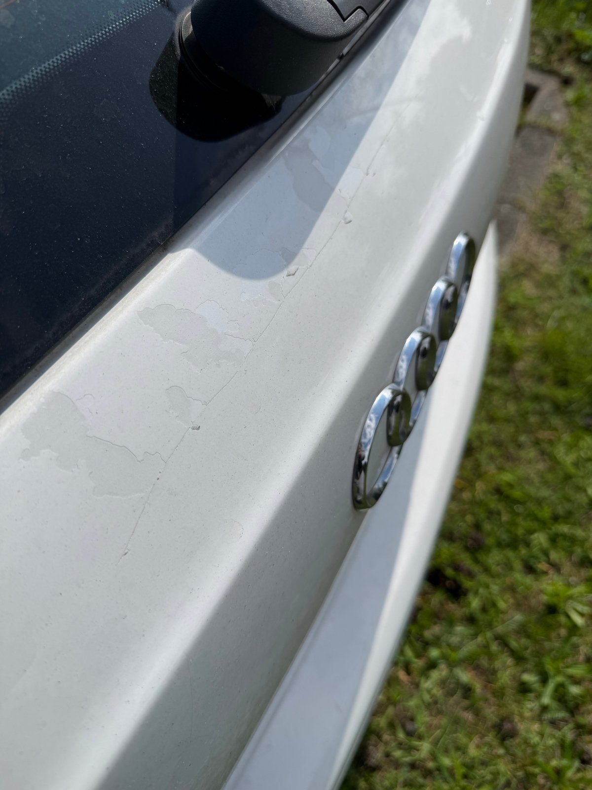 Foto 12 van Audi A4 2.7 TDI 140KW Avant Multitronic 2010 Wit
