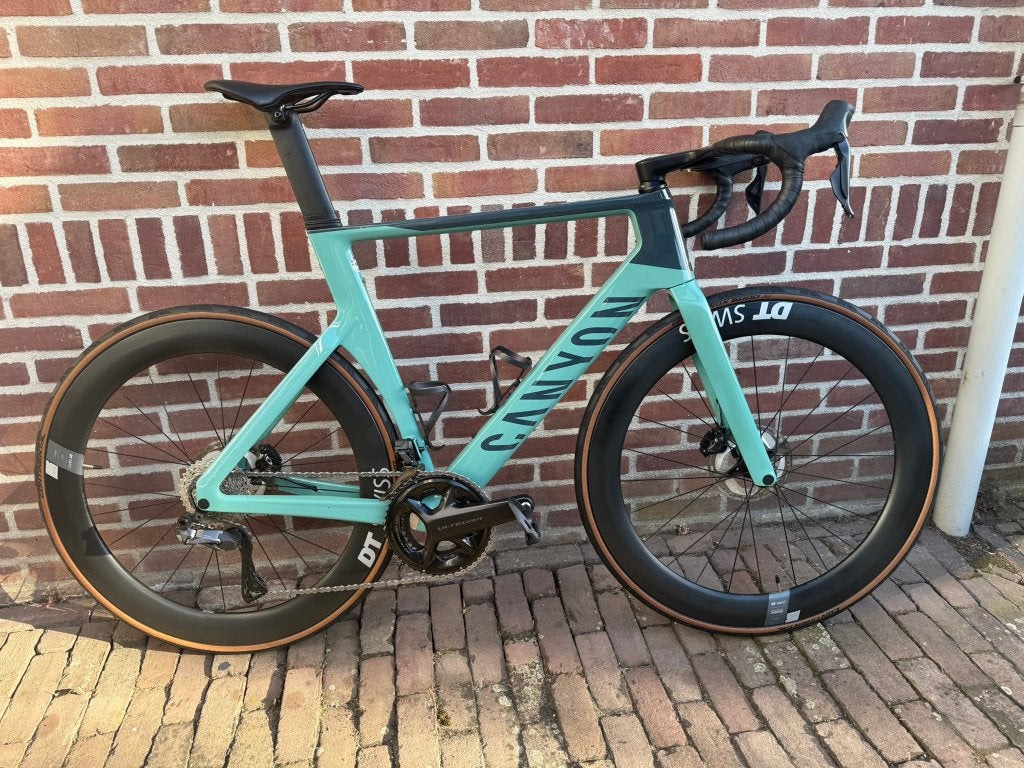 Canyon Aeroad CF SLX8 - 2022 - maat L, 28 inch, Carbon, Zo goed als nieuw, Meer dan 20 versnellingen