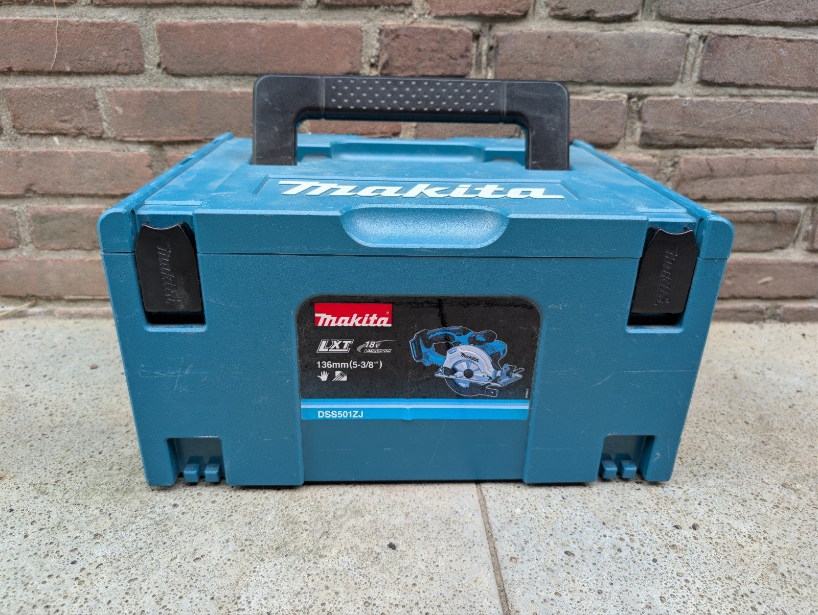Makita DSS501ZJ Cirkelzaag met nieuwe 2 zaagbladen en M-box, Ophalen, Cirkelzaag, Zo goed als nieuw, Makita