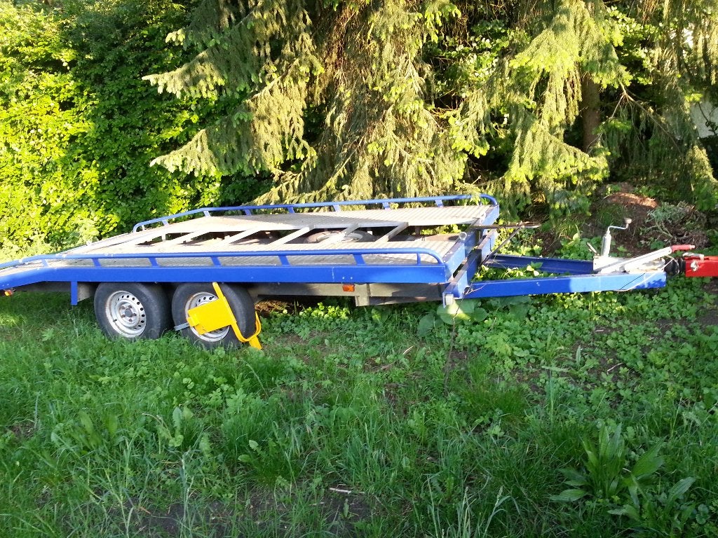 Robuuste autoambulance / autotransporter, Ophalen, Gebruikt