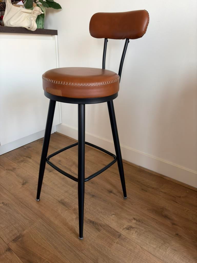 Barkruk cognac, Huis en Inrichting, Barkrukken, Ophalen, 60 tot 90 cm, Zo goed als nieuw, 1 kruk