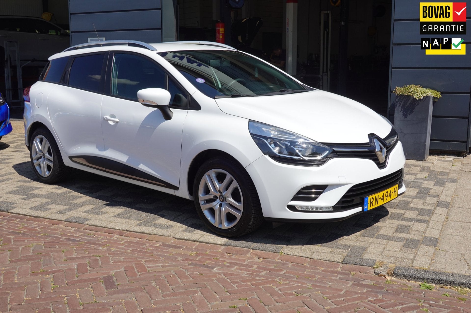 Renault Clio Estate 0.9 TCe Zen incl groot onderhoud,nwe apk, Auto's, Voorwielaandrijving, 898 cc, Gebruikt, Euro 6