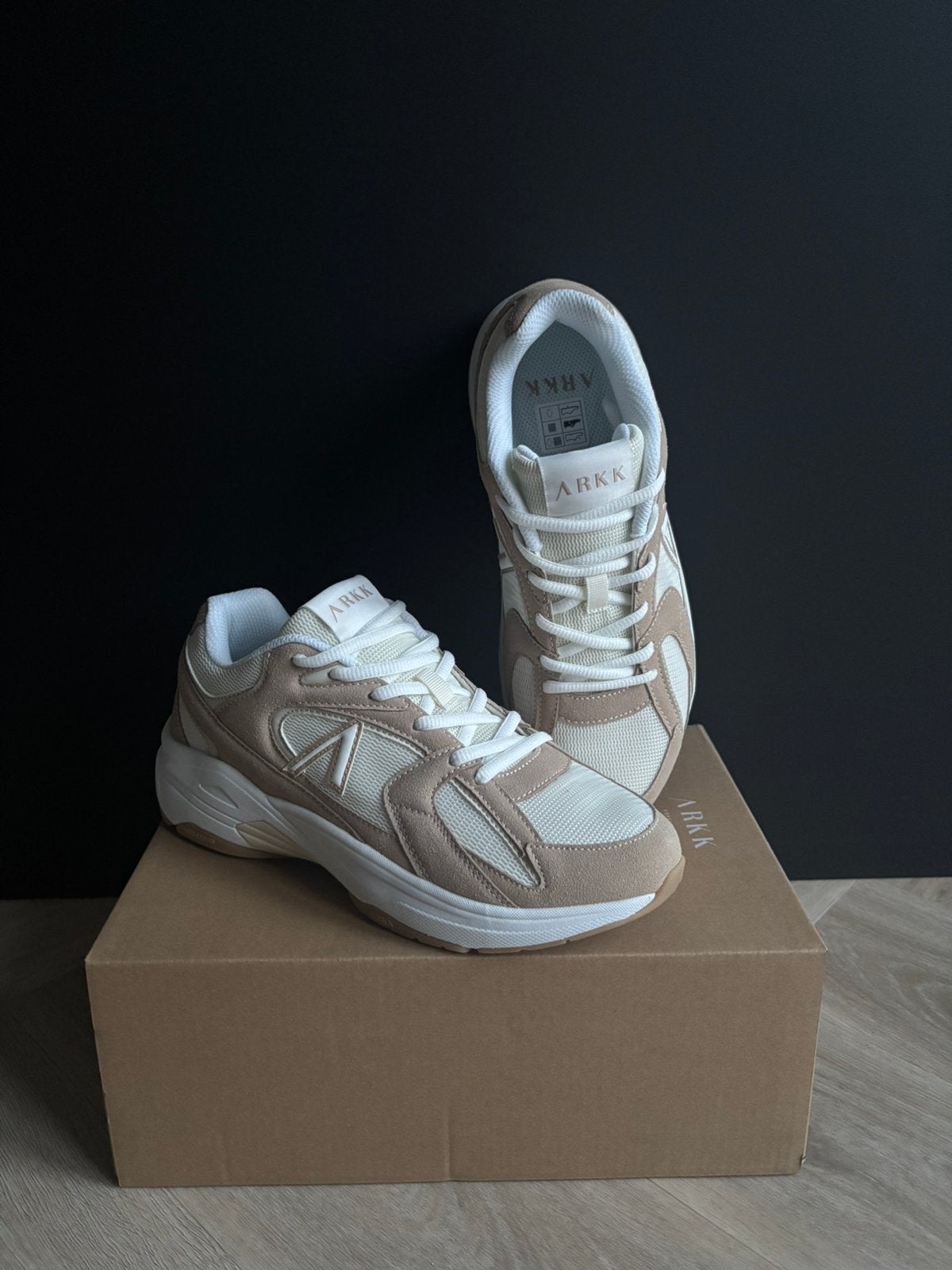 ARKK Copenhagen Eral sneakers beige/white maat 40 – nieuw, Kleding | Dames, Beige, Nieuw, Ophalen of Verzenden, Sneakers of Gympen