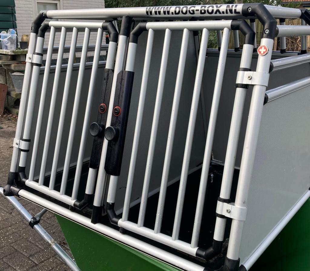Te koop dubbele hondenbench, Dieren en Toebehoren, Hondenhokken, Ophalen, Zo goed als nieuw, 75 tot 110 cm, 65 tot 100 cm