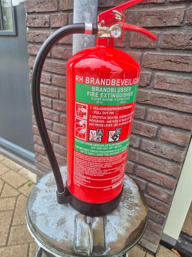 Brandblussers nieuw 6 liter schuim., Ophalen of Verzenden, Nieuw