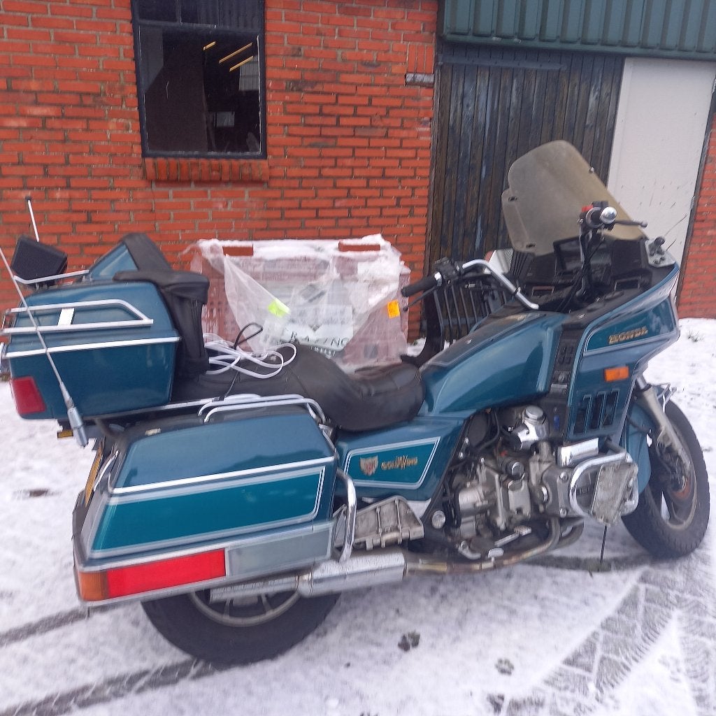 Honda GL 1200 Aspencade, Motoren, Motoren | Oldtimers, 4 cilinders, Motorrijbewijs A, Gebruikt, Cardan-aandrijving