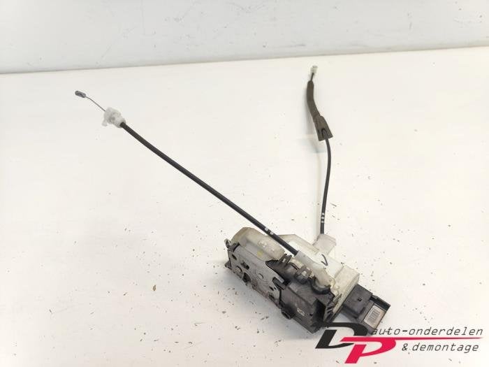 Deurslot Mechaniek 4Deurs rechts-voor van een Peugeot 5008, Auto-onderdelen, Carrosserie en Plaatwerk, Gebruikt, -, -, Ophalen of Verzenden