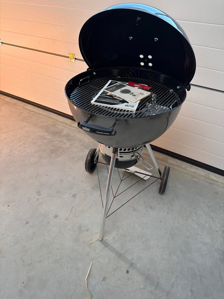 Weber Master-Touch GBS E-5750 Houtskoolbarbecue, Tuin en Terras, Houtskoolbarbecues, Ophalen, Nieuw, Met accessoires