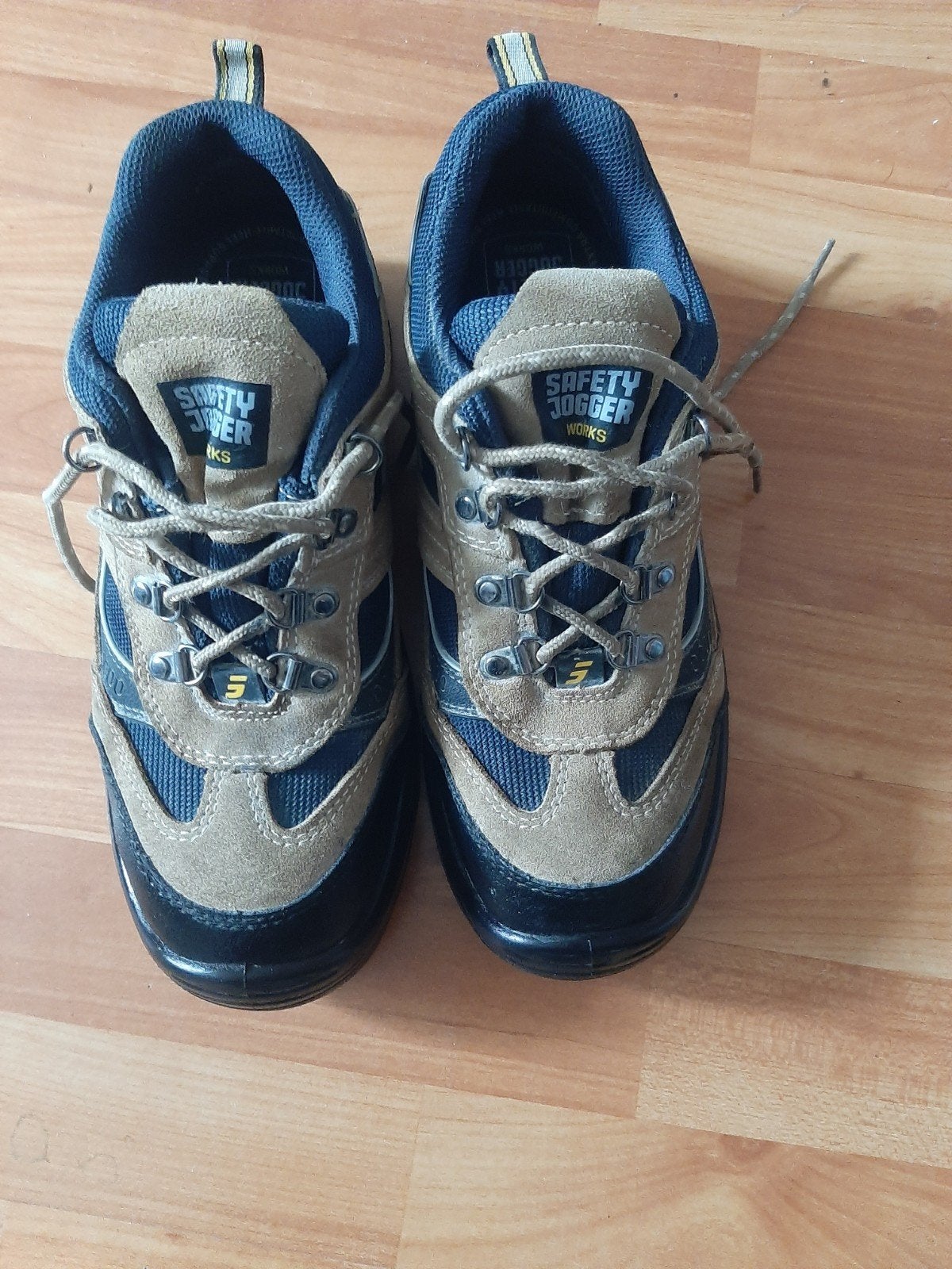 Werkschoenen met stalen neuzen - Maat 42, Kleding | Heren, Ophalen of Verzenden, Werkschoenen