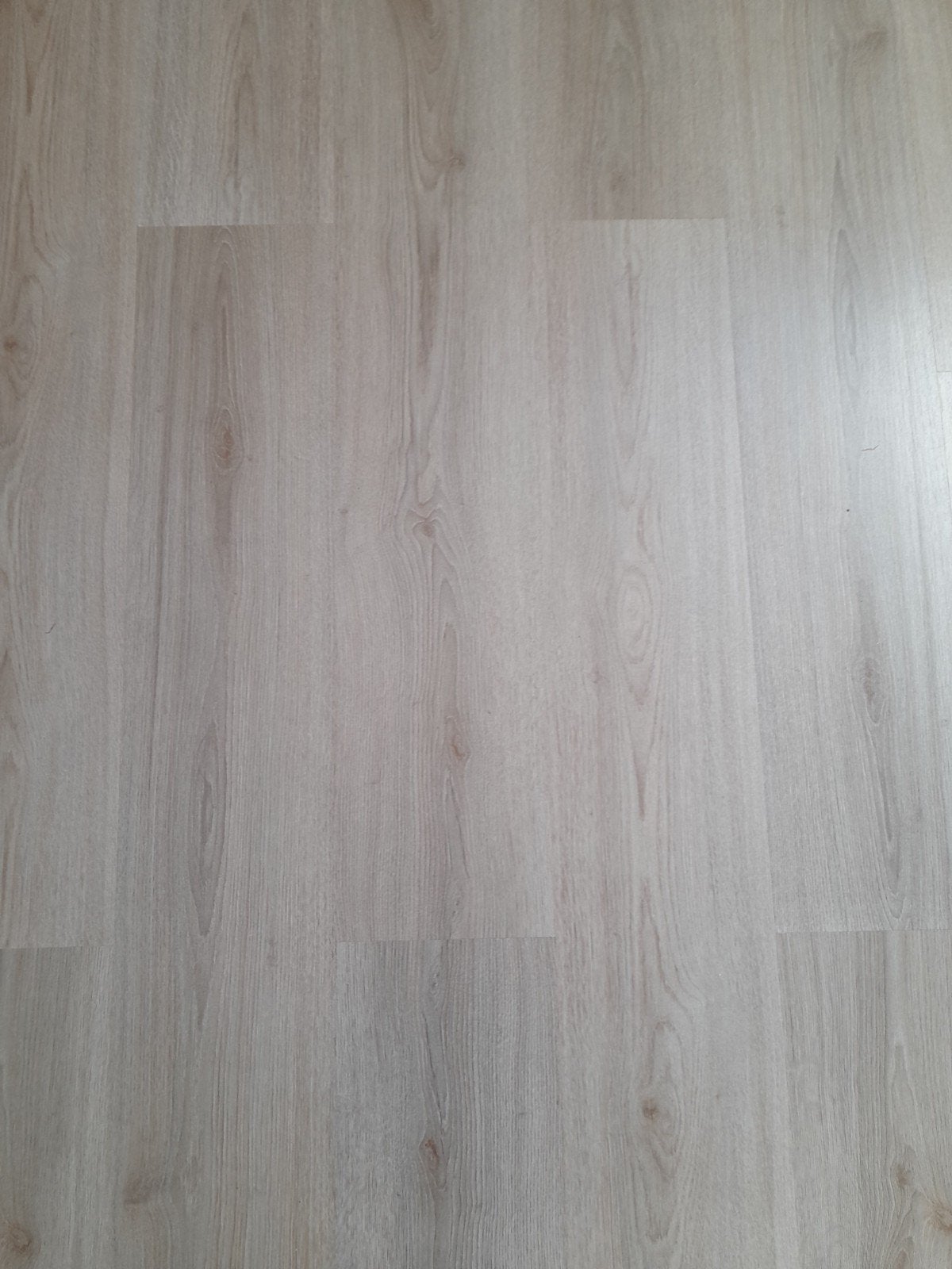 GRATIS Laminaat 9,65m² - Licht houtnerf design grijze gloed, Beige, Lichte houtnerf, Ophalen of Verzenden, Zo goed als nieuw