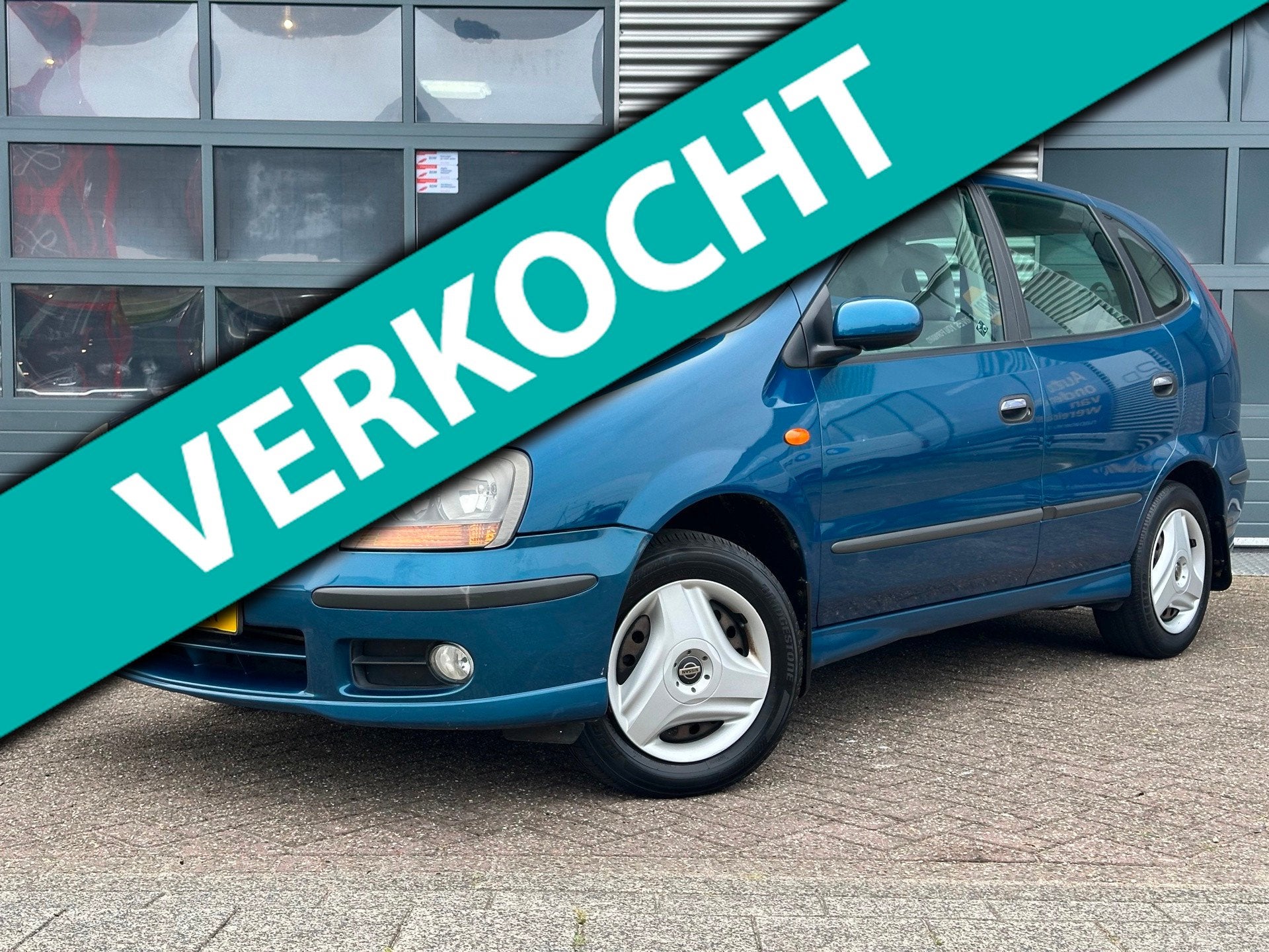Nissan Almera Tino 1.8 Luxury | Airco | Electr. ramen | NAP, Auto's, Nissan, 1345 kg, Stof, 4 cilinders, 700 kg