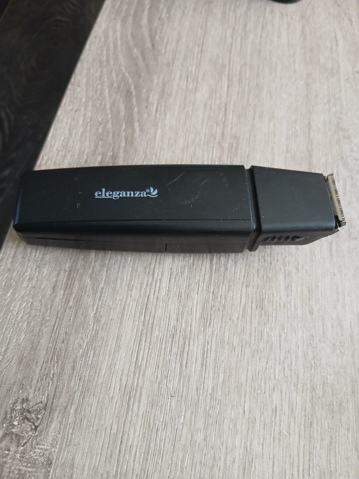 Eleganza Trimmer - Zwart, Ophalen of Verzenden, Gebruikt, Scheren en Epileren