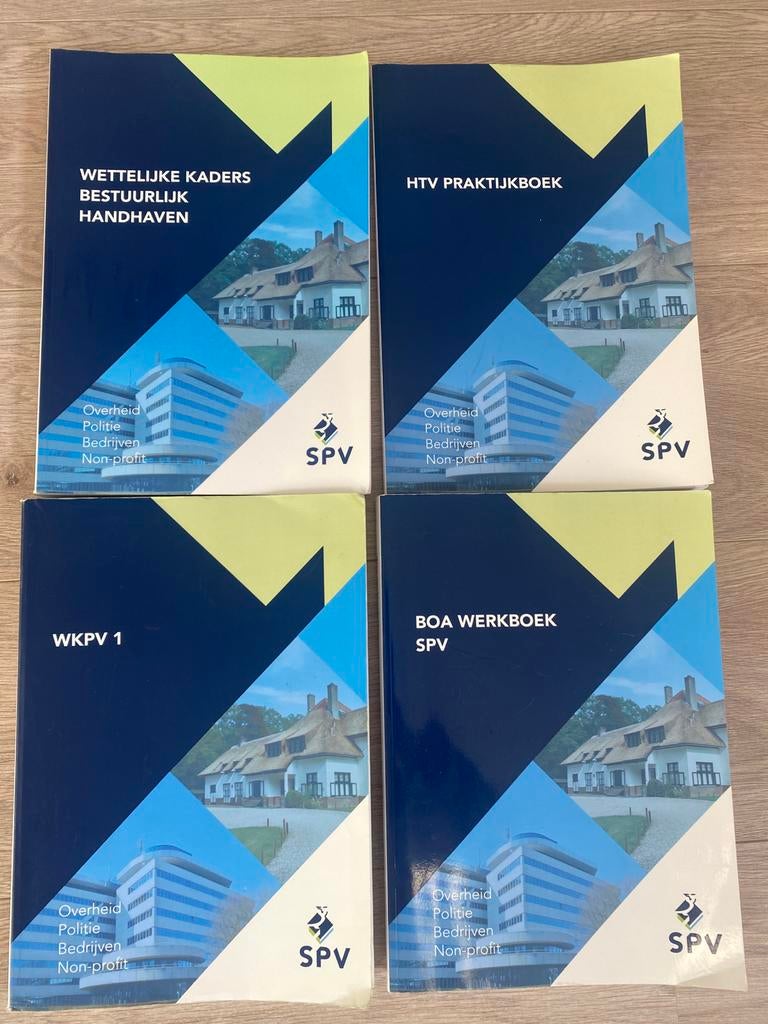 HTV Handhavingswetboeken - Goede Staat, Ophalen, Gamma, Zo goed als nieuw, MBO