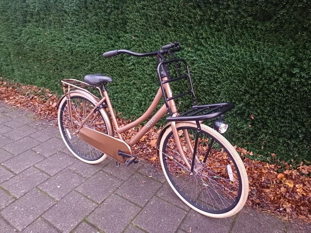 omafiets 28 inch met voordrager,FACTUUR,  GARANTIE, Altec, Versnellingen, Zo goed als nieuw, 56 cm of meer