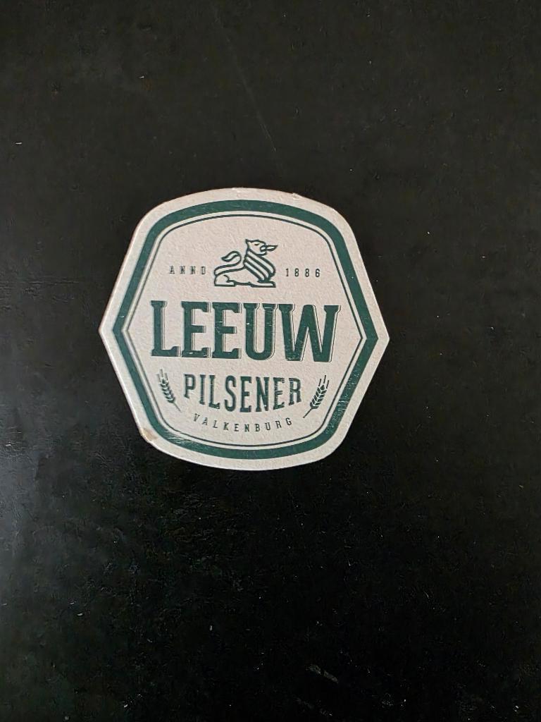 Viltje Leeuw, Ophalen of Verzenden, Zo goed als nieuw, Viltje(s), Leeuw