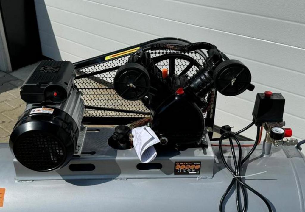 Metallo Compressor 200L! Nieuw! Voorraad! Garantie!, Doe-het-zelf en Verbouw, Compressors, 100 liter of meer, Ophalen, Nieuw