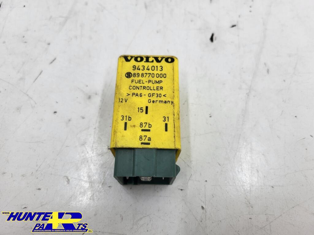 Relais Volvo 850 ('91-'96) 9434013, Gebruikt, Ophalen of Verzenden, Volvo, Volvo