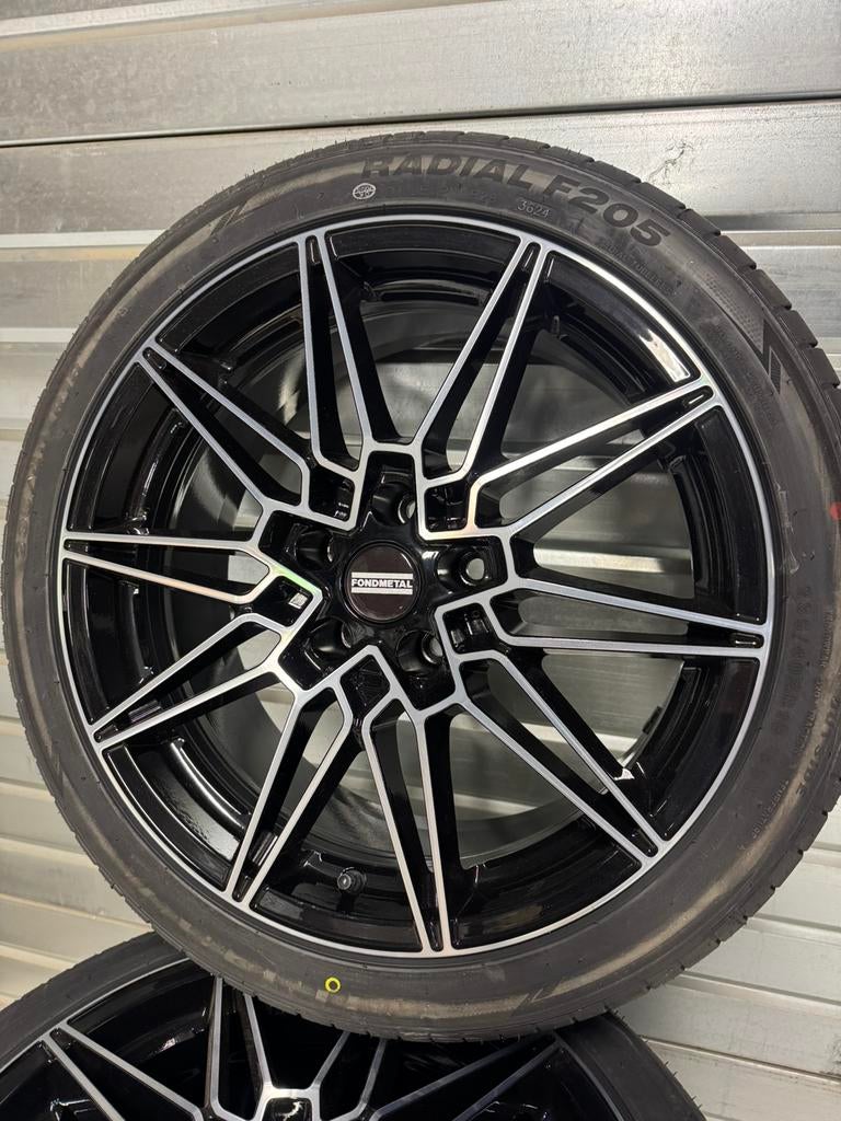 18” zomerset 5x112 met 235/40R18 Scirocco Passat Skoda, 18 inch, Banden en Velgen, Nieuw, Ophalen of Verzenden