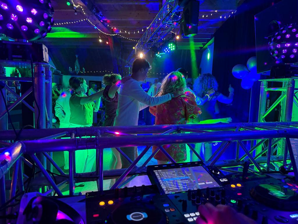 Dj huren Dj Dance Party, Dj