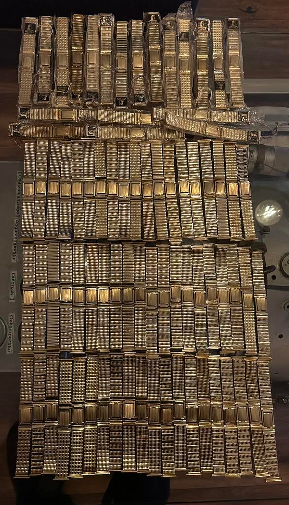 80stuk 14kt 1.6kg NOS goud gevulde/gerolde horlogebandjes., Antiek en Kunst, Antiek | Goud en Zilver, Ophalen of Verzenden, Goud