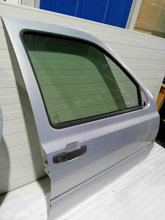Portier Volkswagen Vento, Auto-onderdelen, Ophalen of Verzenden, Gebruikt, Deur