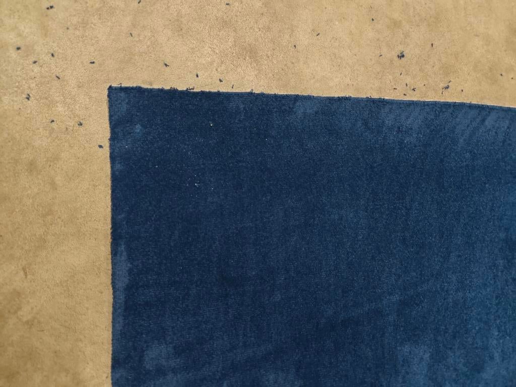 Mooie coupon donker blauw tapijt 570 x 3.90
