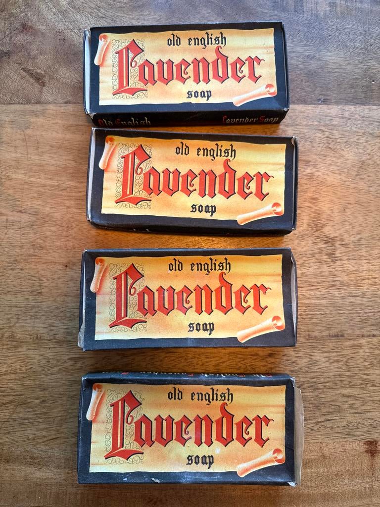 Vintage Old English Lavender Zeep - 4 Stuks, Ophalen of Verzenden, Gebruikt, Bad & Douche