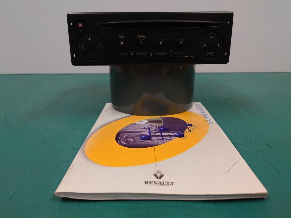 Radio Renault (Philips) autoradio met CD-speler, Auto diversen, Autoradio's, Ophalen of Verzenden