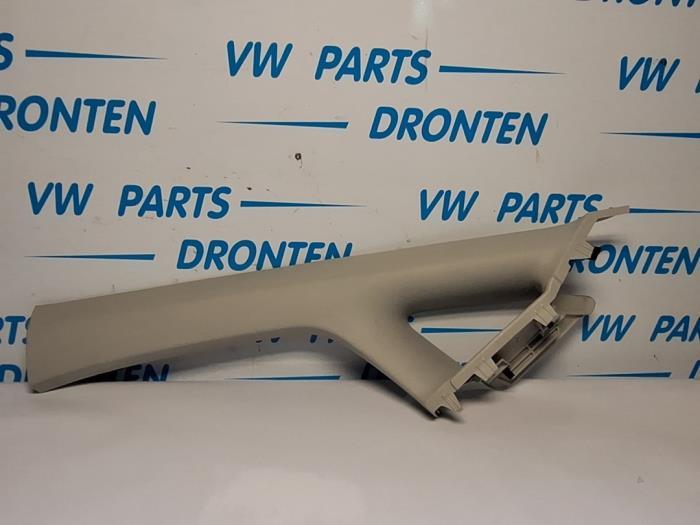 A-stijl Afdekkap links van een Volkswagen Caddy
