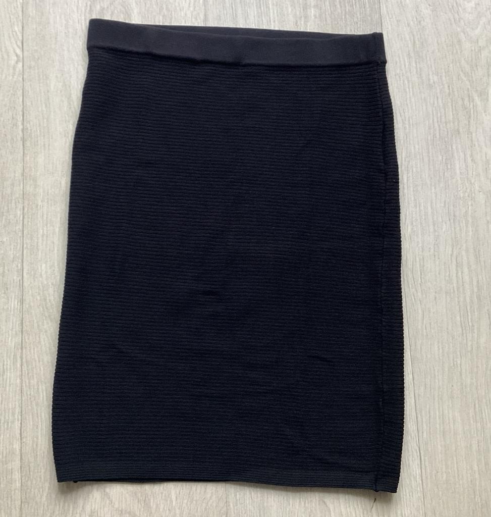 Zwarte rok maat L van Pescara, Kleding | Dames, Rokken, Zwart, Maat 42/44 (L), Pescara, Ophalen of Verzenden