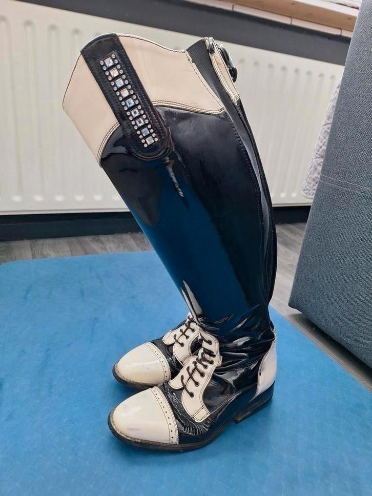 Derby lak rijlaarzen zwart wit bling glitter swarovski, Ophalen of Verzenden, Zo goed als nieuw, Dames, Schoeisel