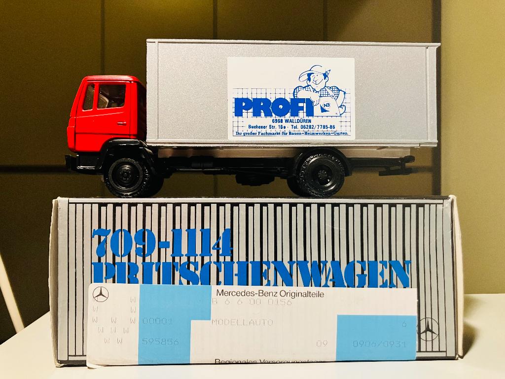 NZG Modelle Mercedes-Benz Ecoliner PROFI Fachmarkt (in doos), Ophalen of Verzenden, Zo goed als nieuw, Bus of Vrachtwagen, NZG