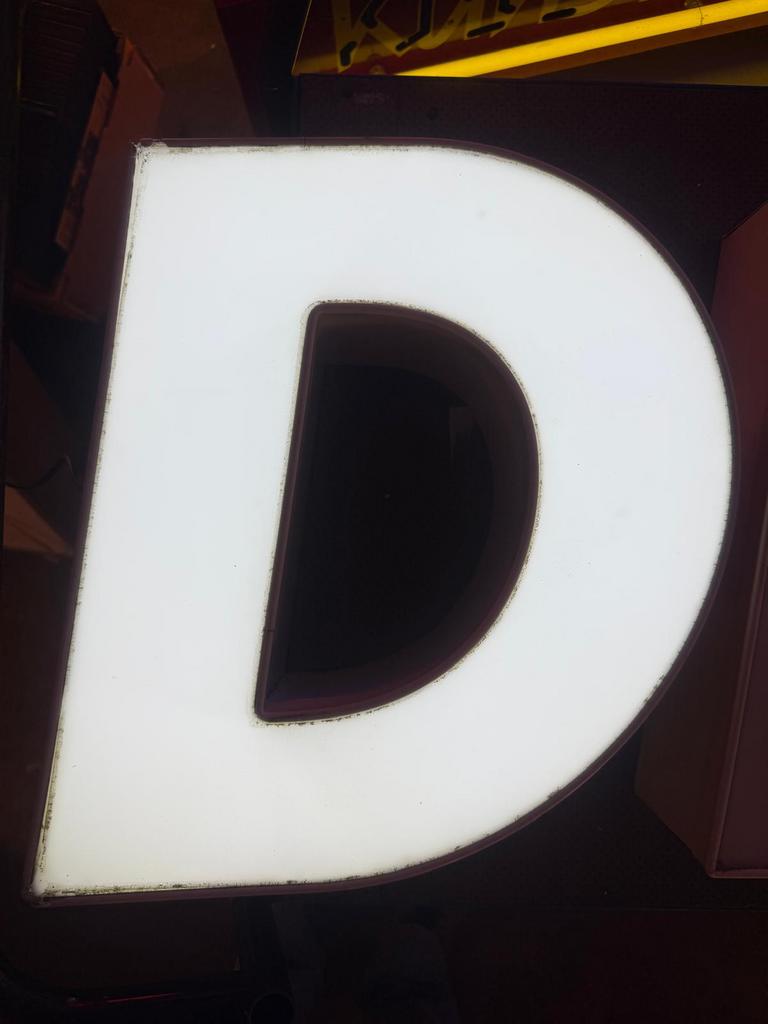 Doosletters ‘DINER’, Verzamelen, Merken en Reclamevoorwerpen, Gebruikt, Lichtbak of (neon) lamp, Ophalen of Verzenden