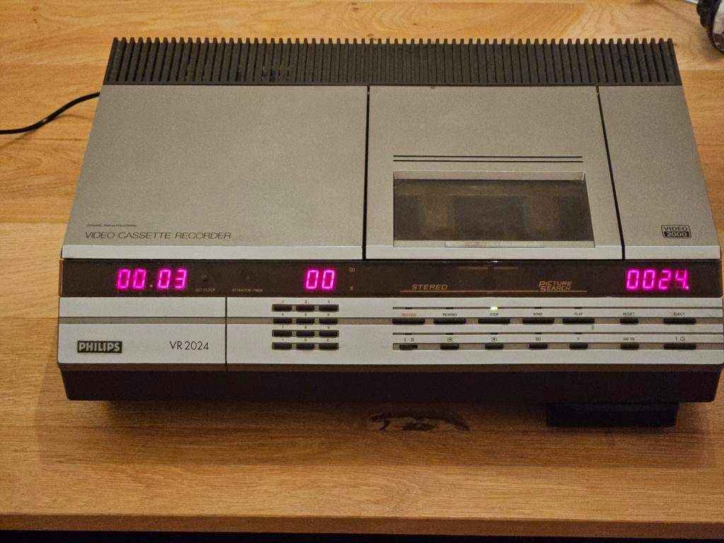 Defecte Philips VR2024 Video 2000 Recorder, Ophalen of Verzenden, Niet werkend, Video 2000-speler of -recorder