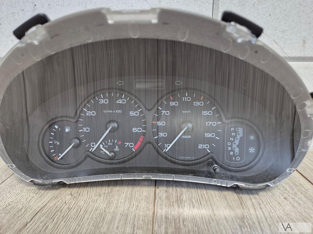 Peugeot 206 1998 -2002 tellerbak cockpit AUTOMAAT 9643401680, Ophalen of Verzenden, Gebruikt, Peugeot