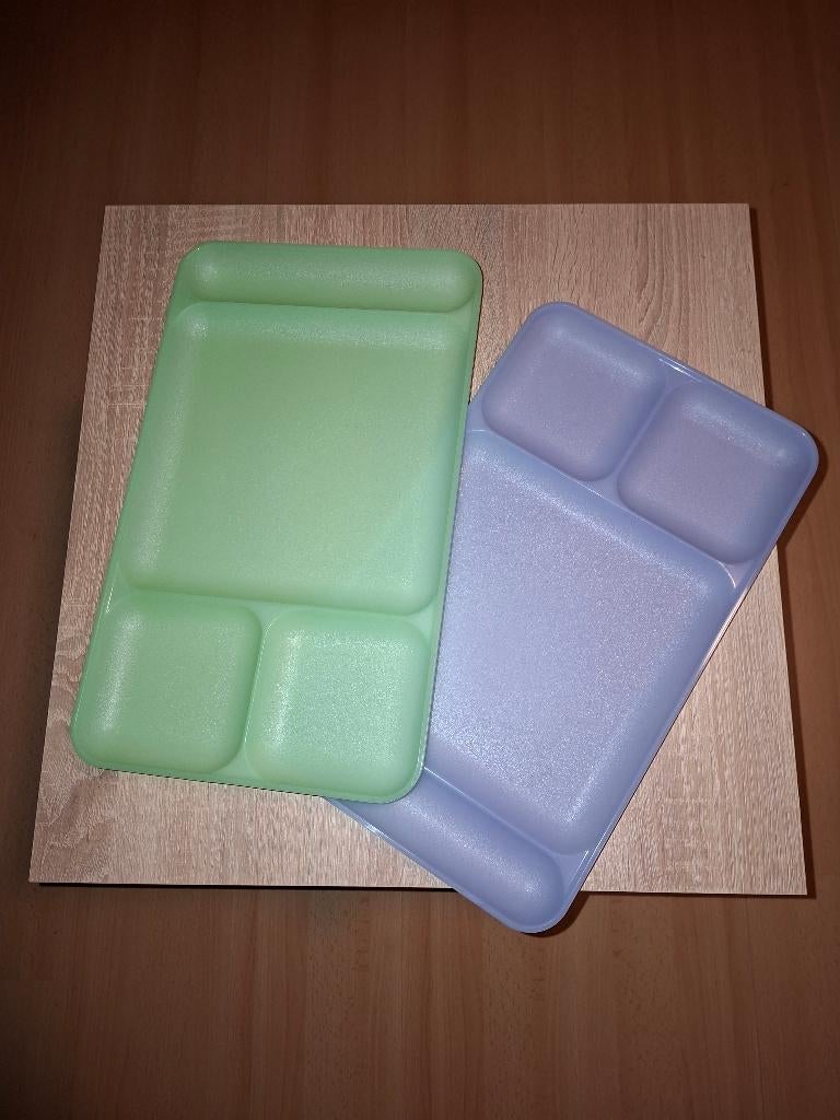 Tupperware “Ontbijt dienblad met vakjes” groen of blauw., Ophalen of Verzenden, Nieuw, Groen, Overige typen