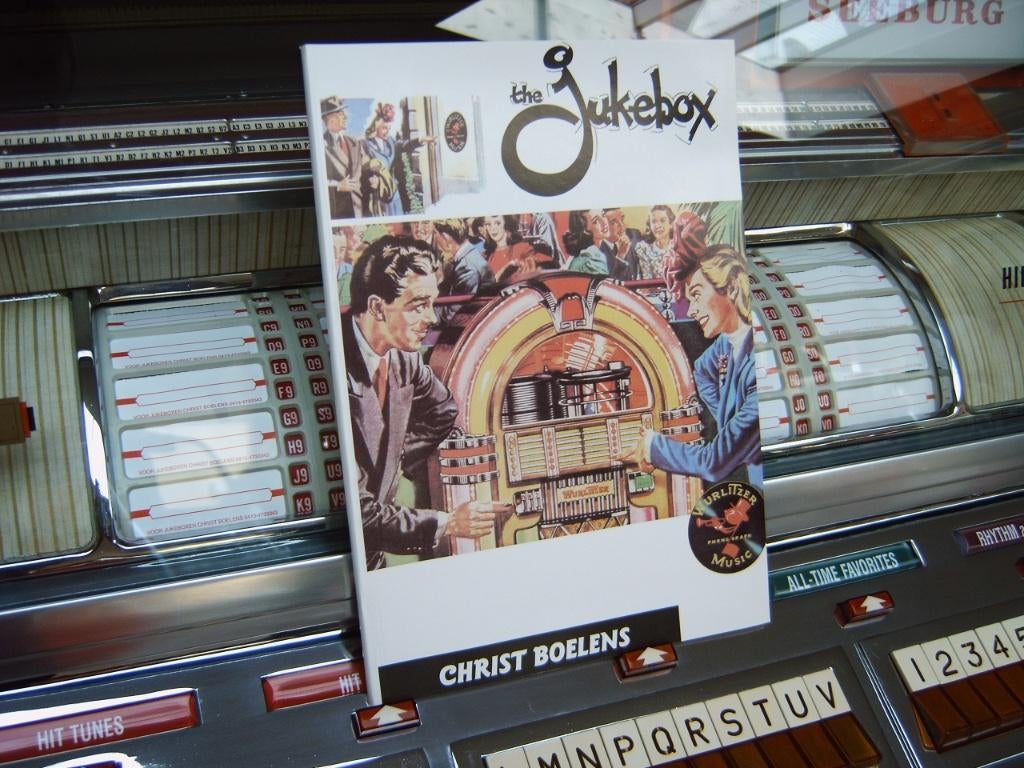TE  KOOP   Ned.   talig  jukebox  boek  beperkte  oplage, Verzamelen, Overige merken, Gebruikt, Christ@jukeboxen.nl, Ophalen of Verzenden