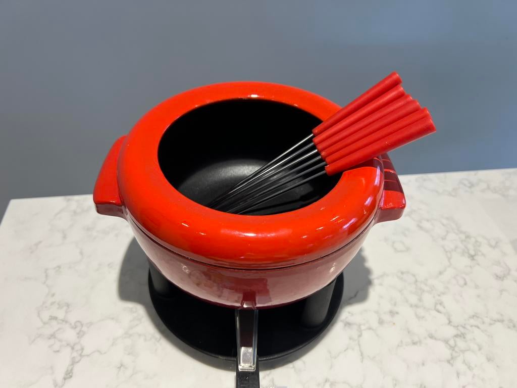Nieuwe Staub Fondue set rood compleet, Witgoed en Apparatuur, Fonduesets, Brander, Ophalen of Verzenden, Staub, Nvt