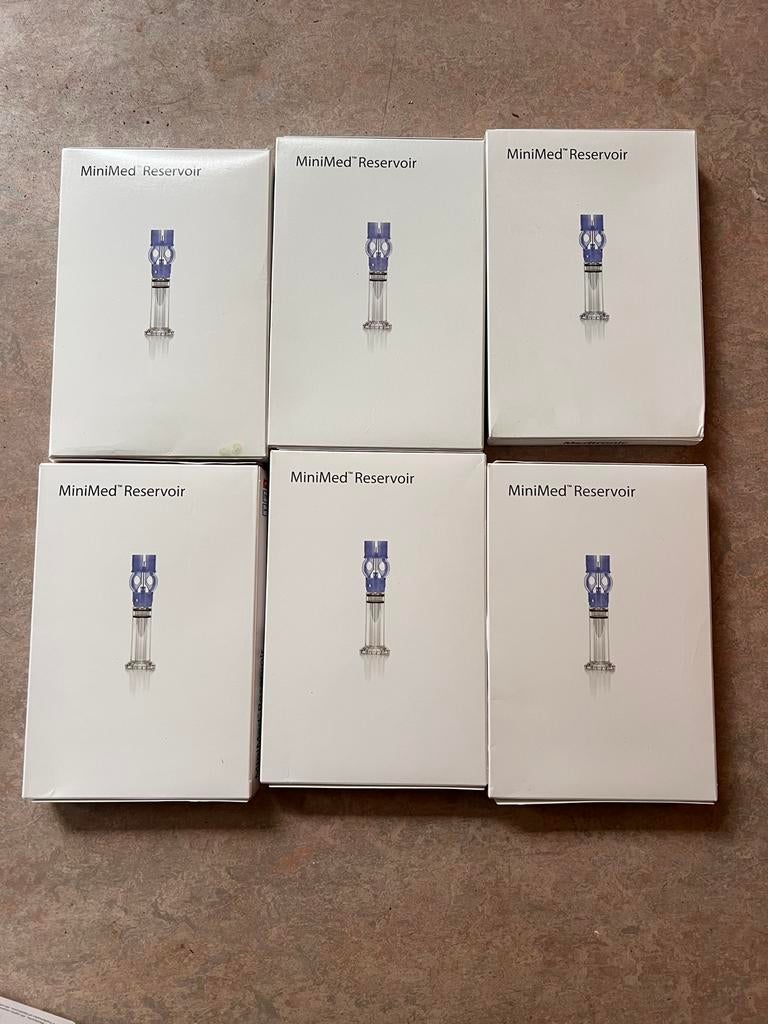 Minimed reservoir, Diversen, Verpleegmiddelen, Ophalen of Verzenden, Zo goed als nieuw