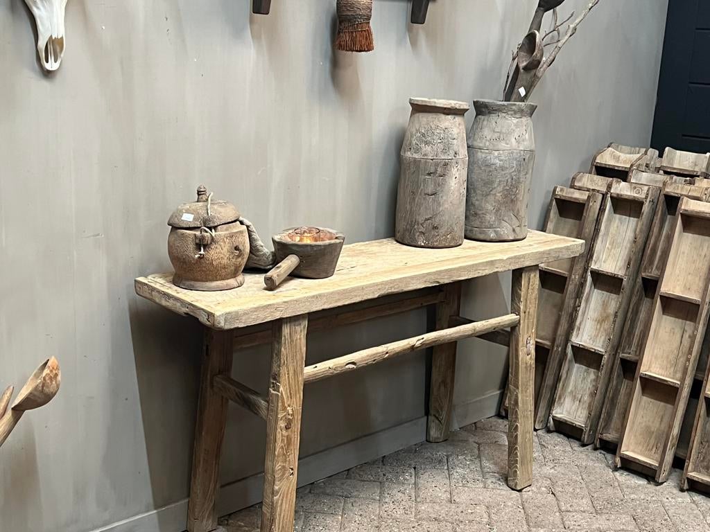 Oude elmwood tafel chinese tafel sidetable 134 cm, Huis en Inrichting, Ophalen, Stoer sober landelijk hoffz aura peeperkorn, 100 tot 150 cm