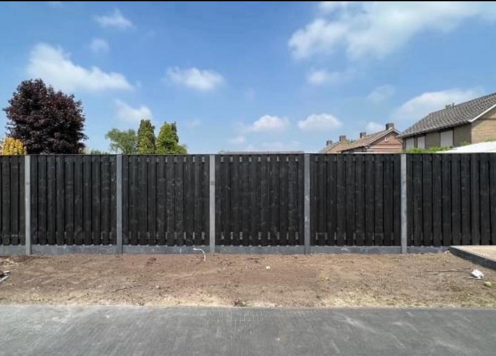 Zwarte tuinscherm | 21 planken | vanaf €125 per meter, Tuin en Terras, Ophalen, Nieuw, Hout, Tuinhek