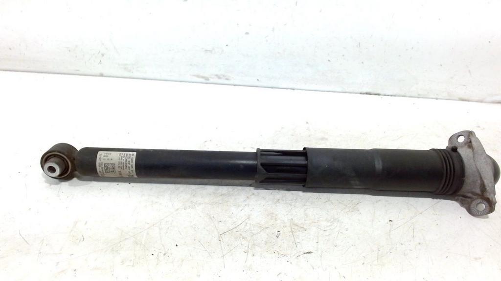 Schokbreker rechts achter Volkswagen Golf, Onderdelen@venauto.nl, Van der Ven Autorecycling B.V., Gebruikt, Ettenseweg 76, 4706 PB Roosendaal, The Netherlands