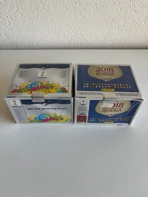 Panini WK Brasil 2014 - WK Russia 2018 - 2 Sealed Boxen, Verzenden, Nieuw, Buitenlandse clubs, Poster, Plaatje of Sticker