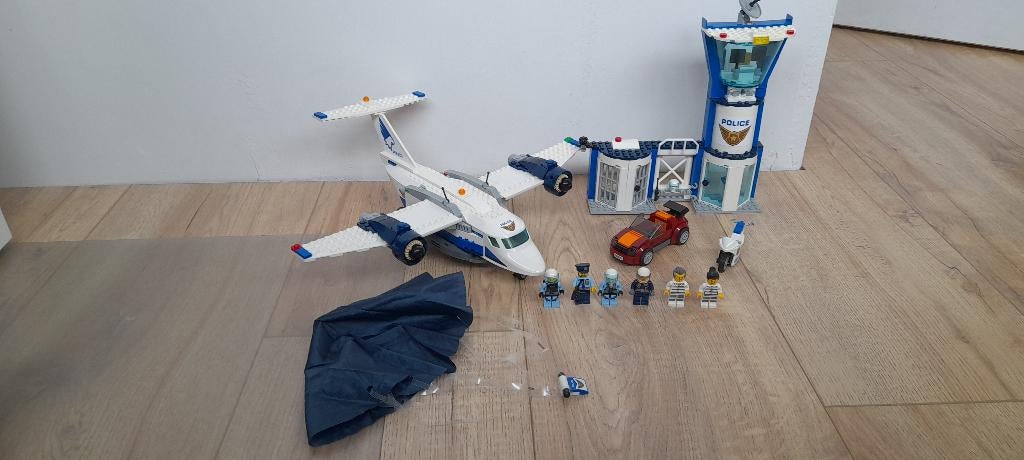 Lego 60210 luchtmacht politie, Ophalen of Verzenden, Zo goed als nieuw, Complete set, Lego