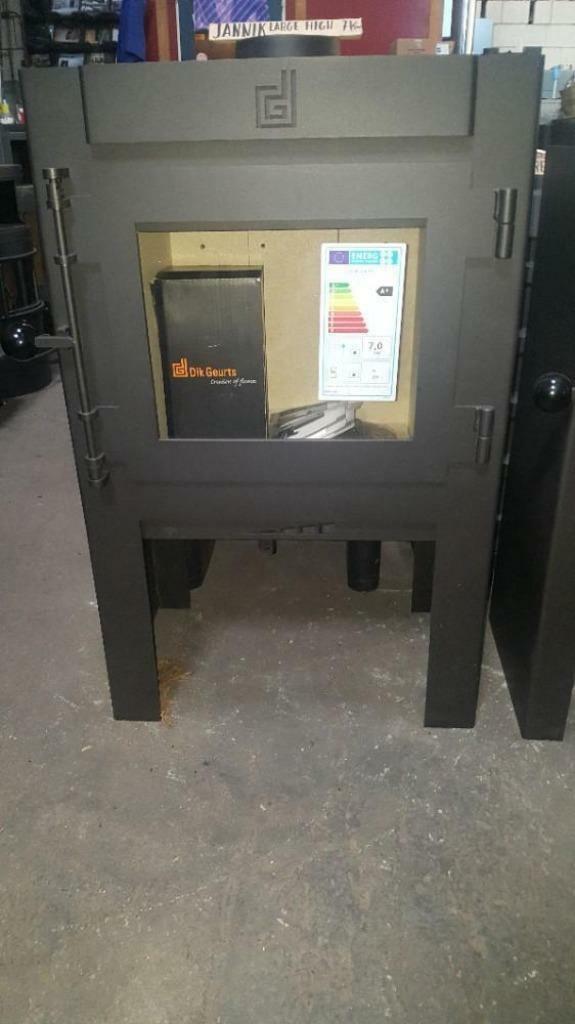 DIK GEURTS Jannik Large high 4/8 kw Uniek model houtkachel, Huis en Inrichting, Nieuw, Hout, Vrijstaand