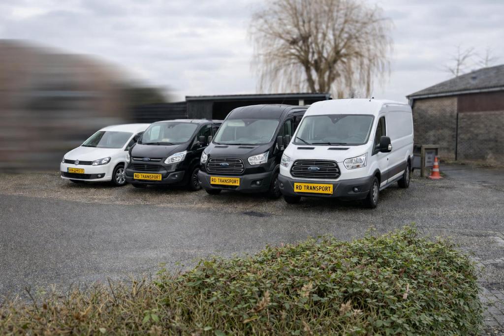 BUS HUREN BUSJE HUREN BUS TE HUUR BUS VERHUIZEN BUS IKEA, 33 - 40 uur, Overige niveaus, Vanaf 10 jaar, Overige vormen