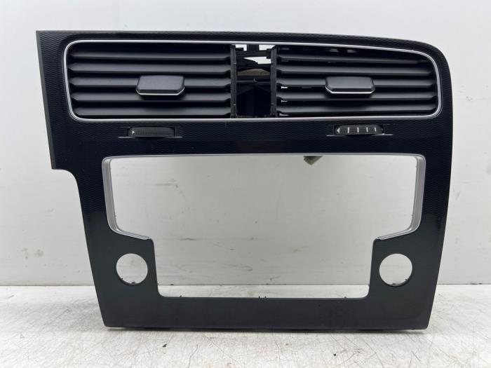 Radio omlijsting van een Volkswagen Golf, Gebruikt, -, Volkswagen, -
